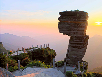 【遊遍中國自由行】季節限定~春賞油菜花、平壩櫻花園、探秘貴州世界遺產八日遊(貴州段安排三排椅VIP車)桃園出發